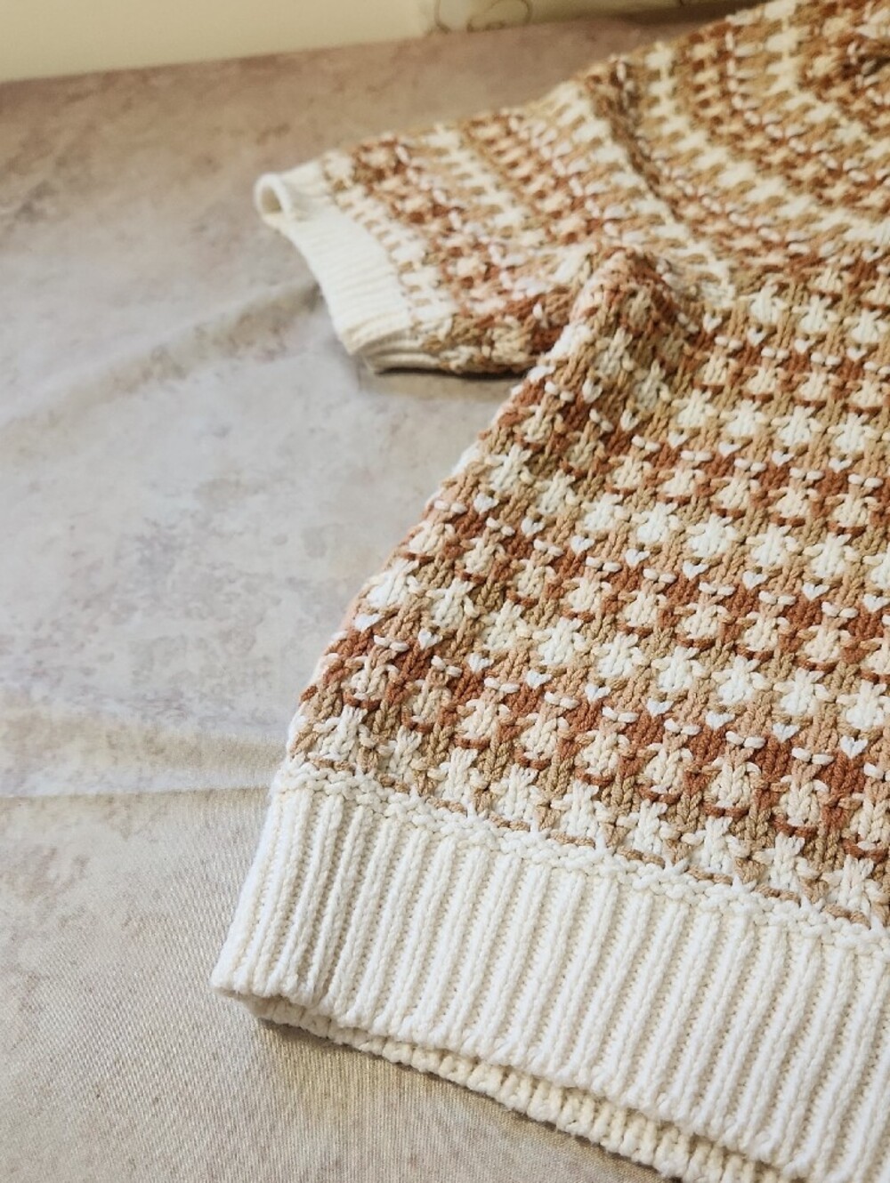 Universal Thread Cream and Brown Houndstooth Crewneck Sweater - Picture 7 of 11